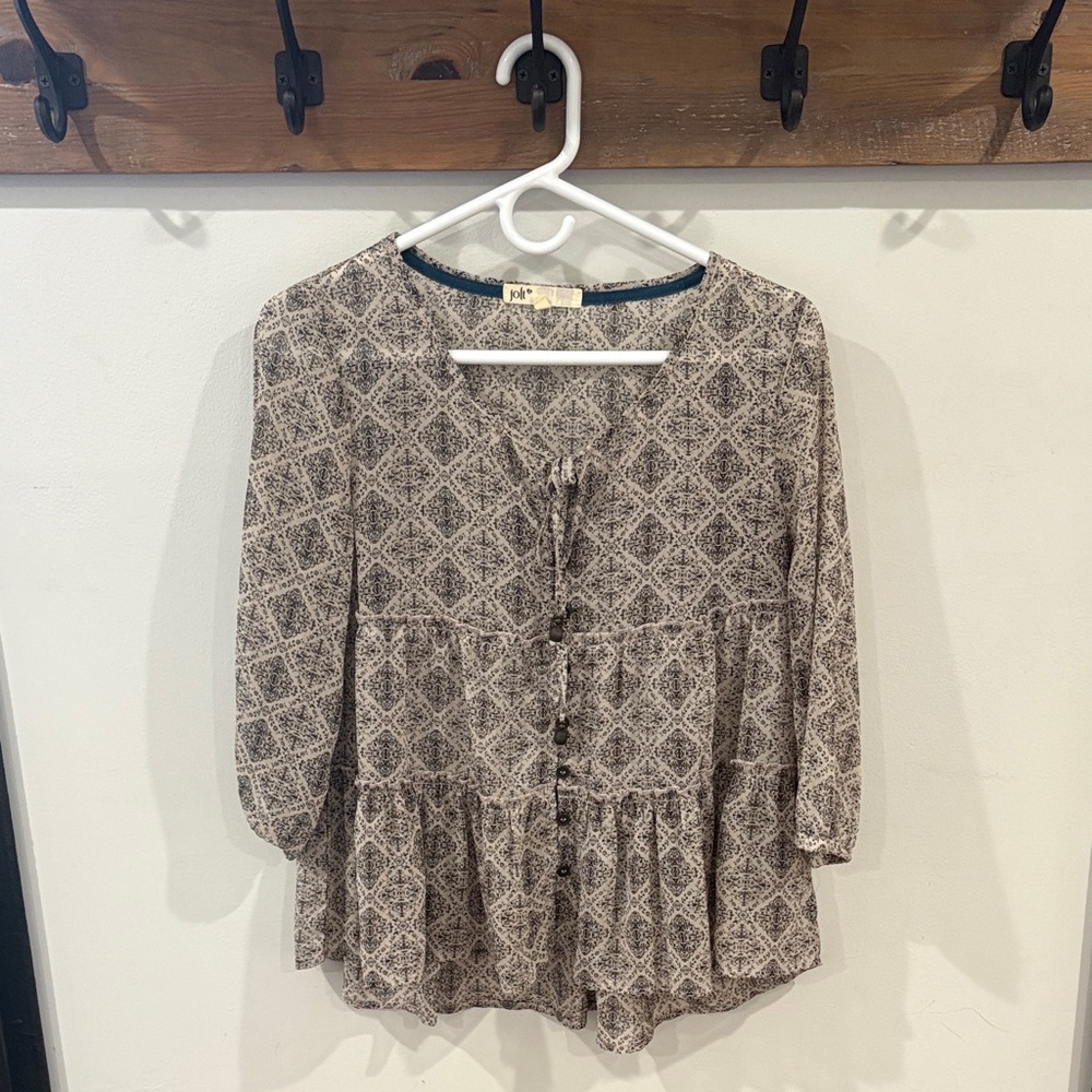 Jolt Women’s Blouse